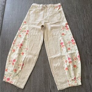 POL Cream Textured with Floral Barrel Pants NEW